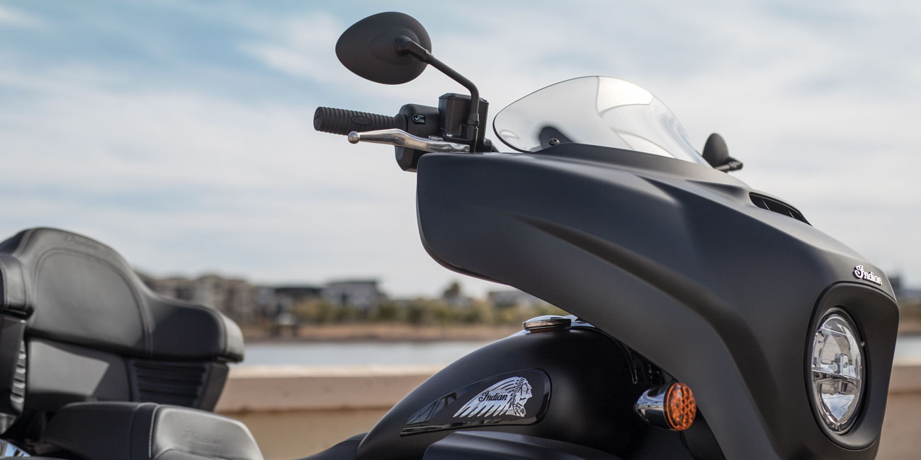 Indian® Roadmaster® Dark Horse