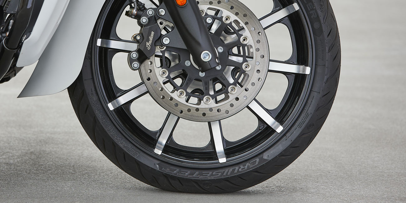 Indian® Roadmaster® Dark Horse